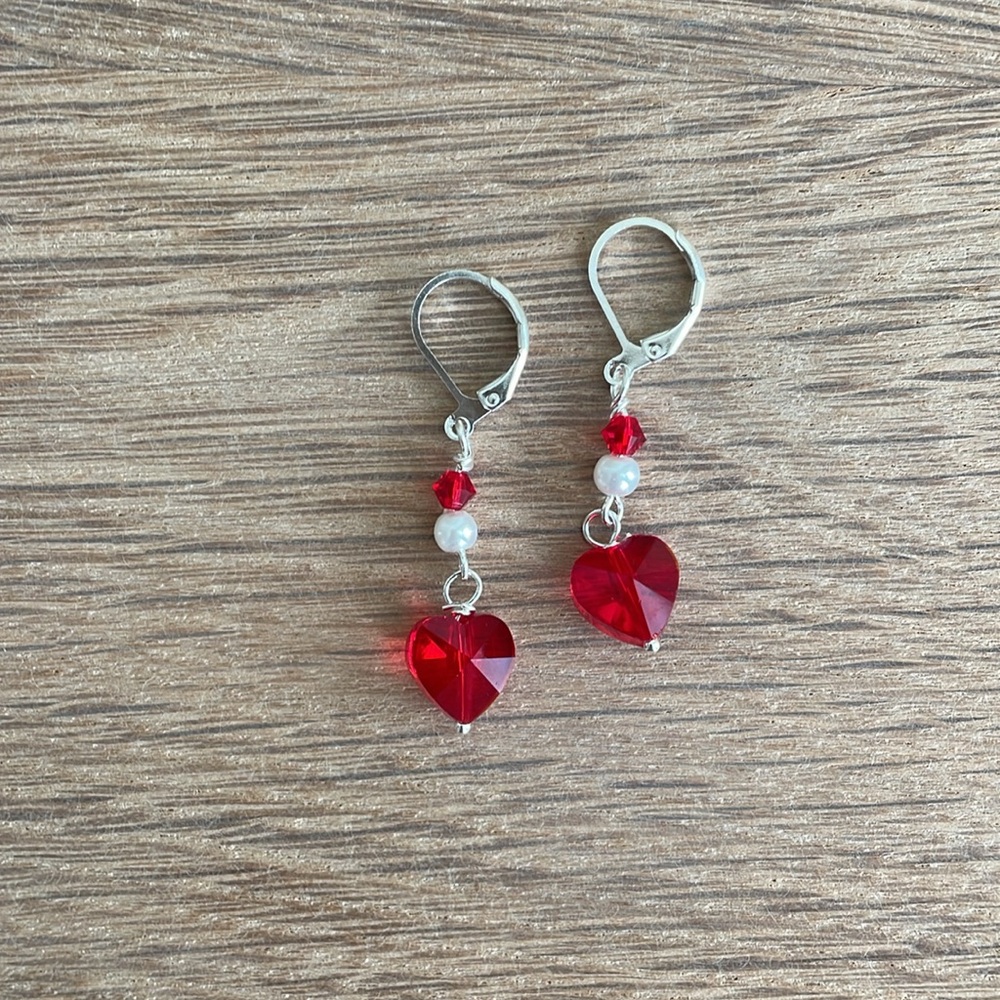 HAND CRAFTED RED HEARTS & WHITE PEARLS EARRINGS